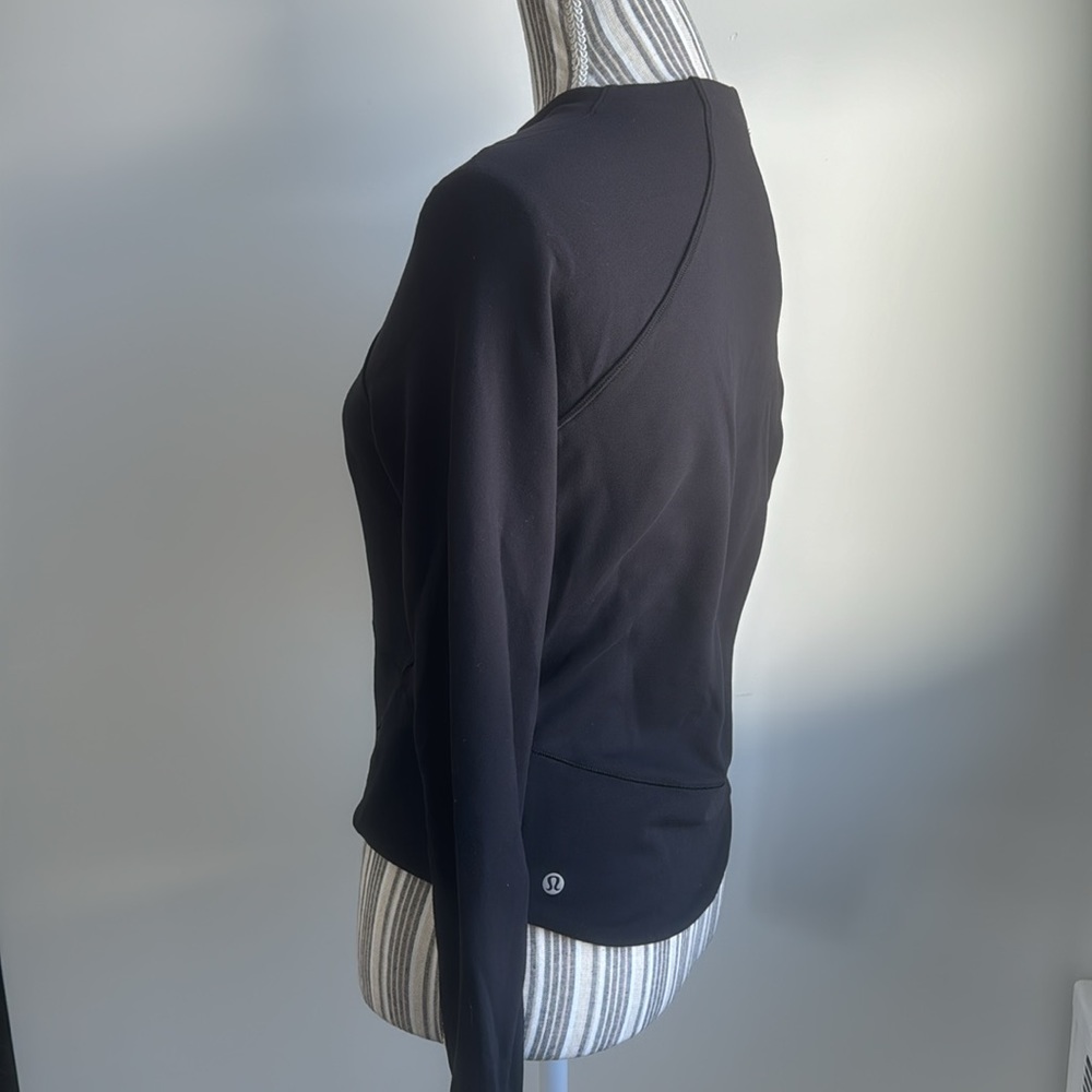 Lululemon Top - 6 - Picture 2 of 6